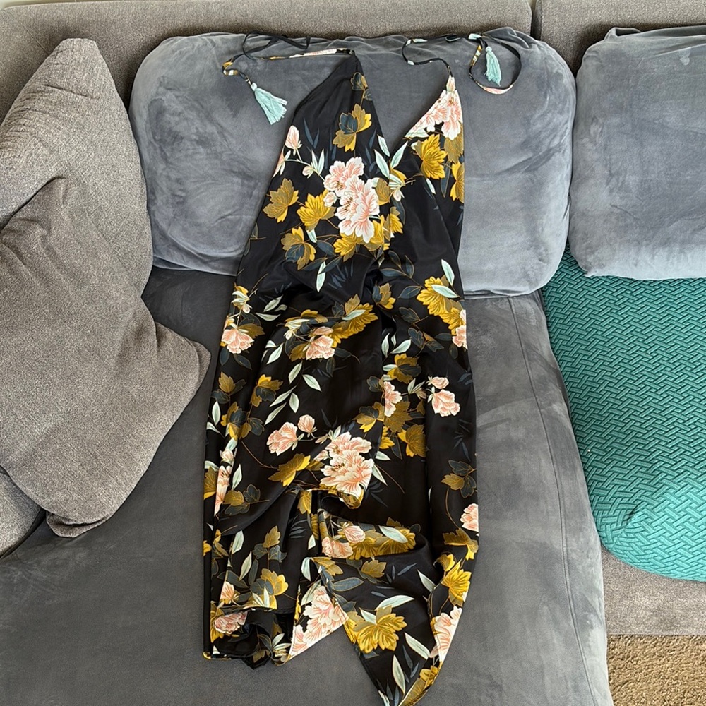 💕NWT Mahina Open Back Halter High-Low Dress